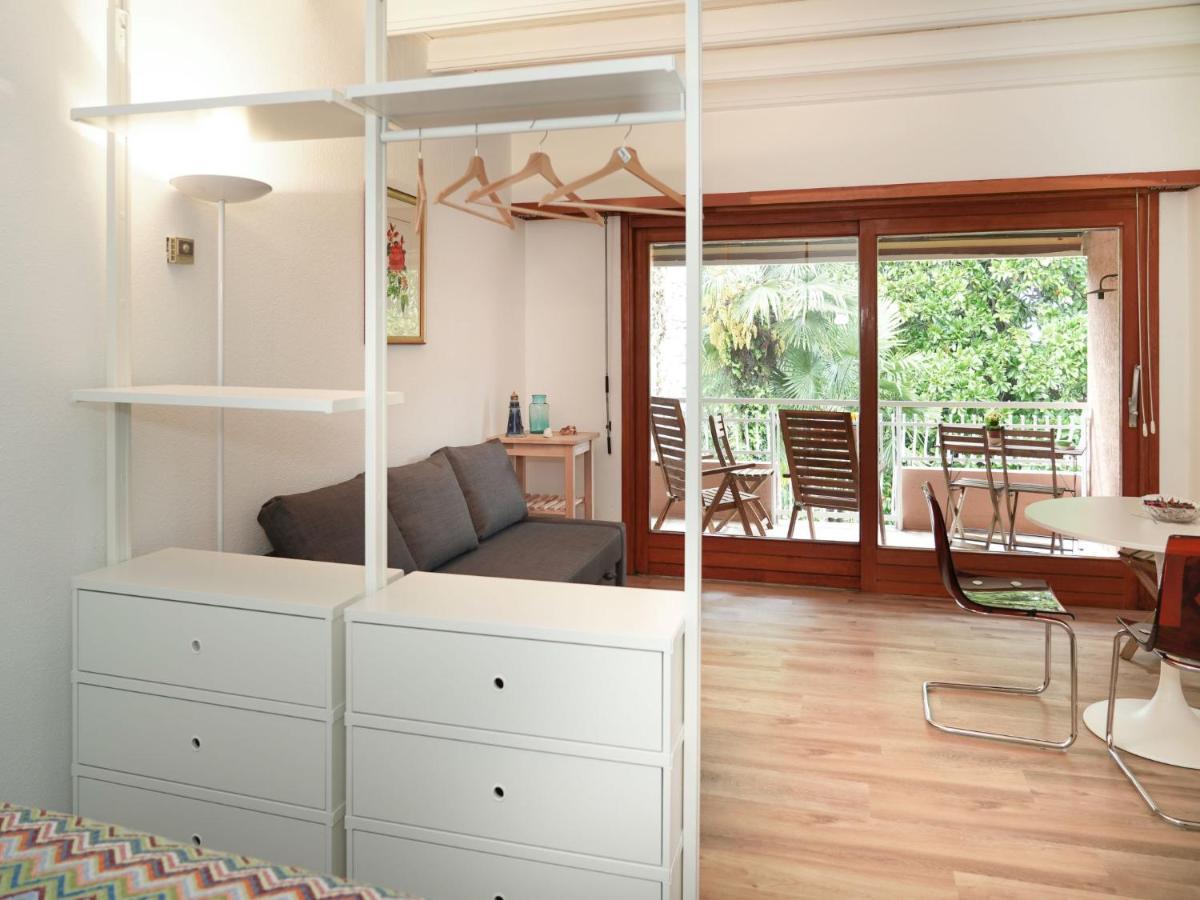 Studio Hermitage-4 By Interhome Porto Valtravaglia Extérieur photo